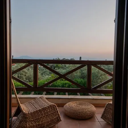 10 Elies Villa Koropi