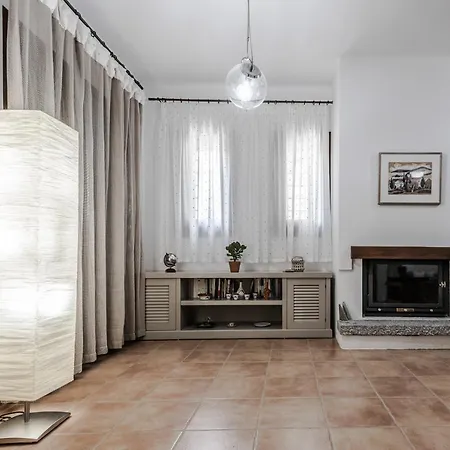 10 Elies * קורופי